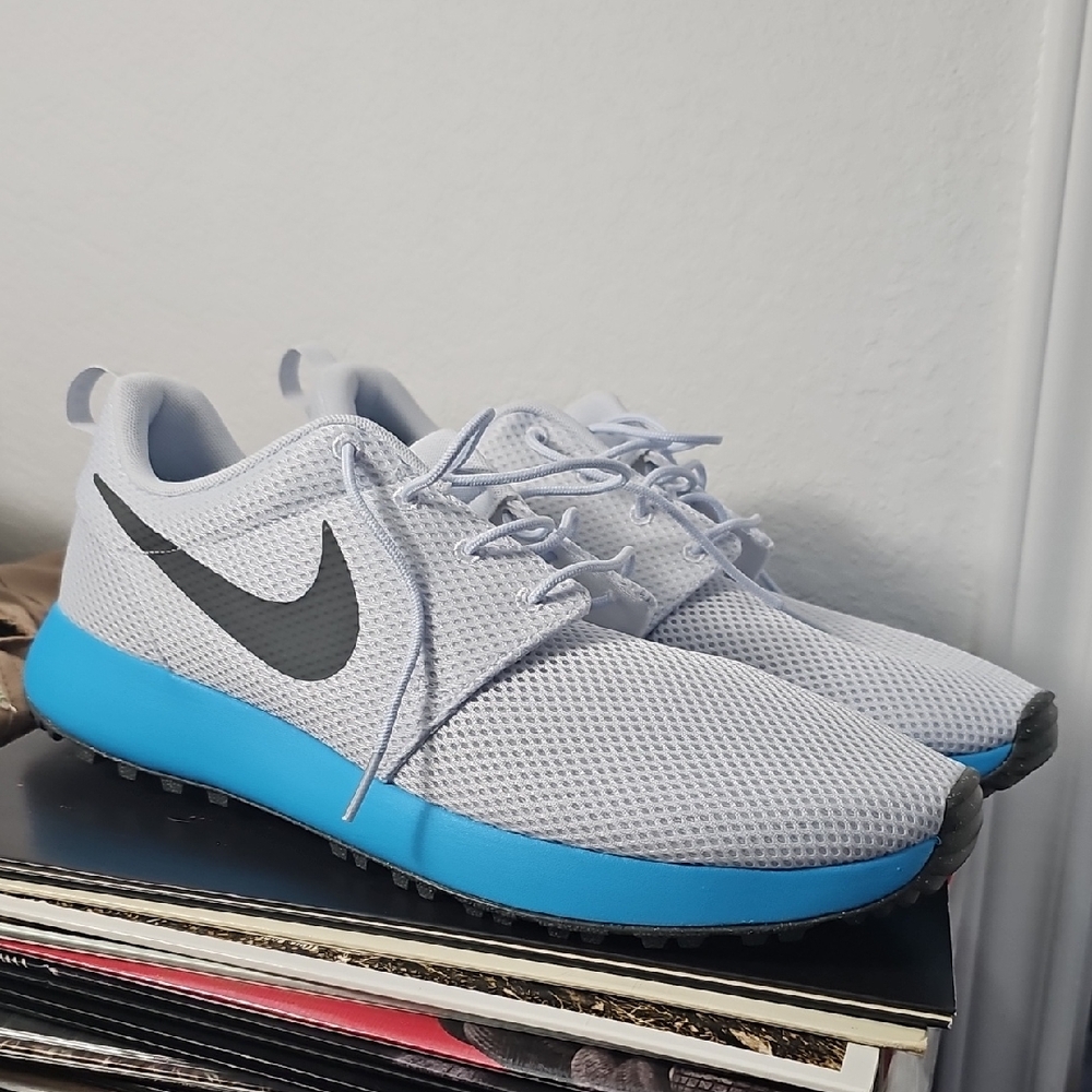 Nike Men's Golf Shoes White and Blue